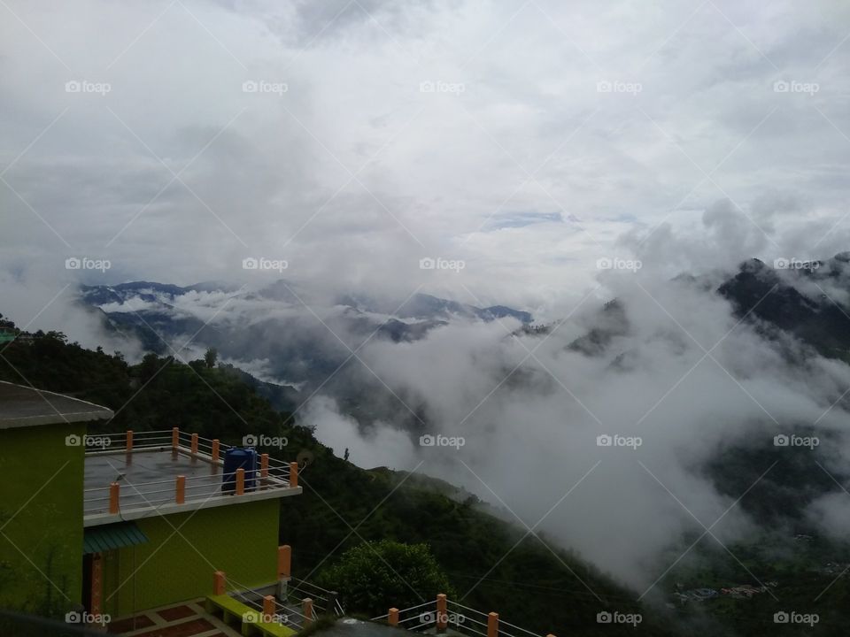 Real nature, "cloud is crown of mountain"