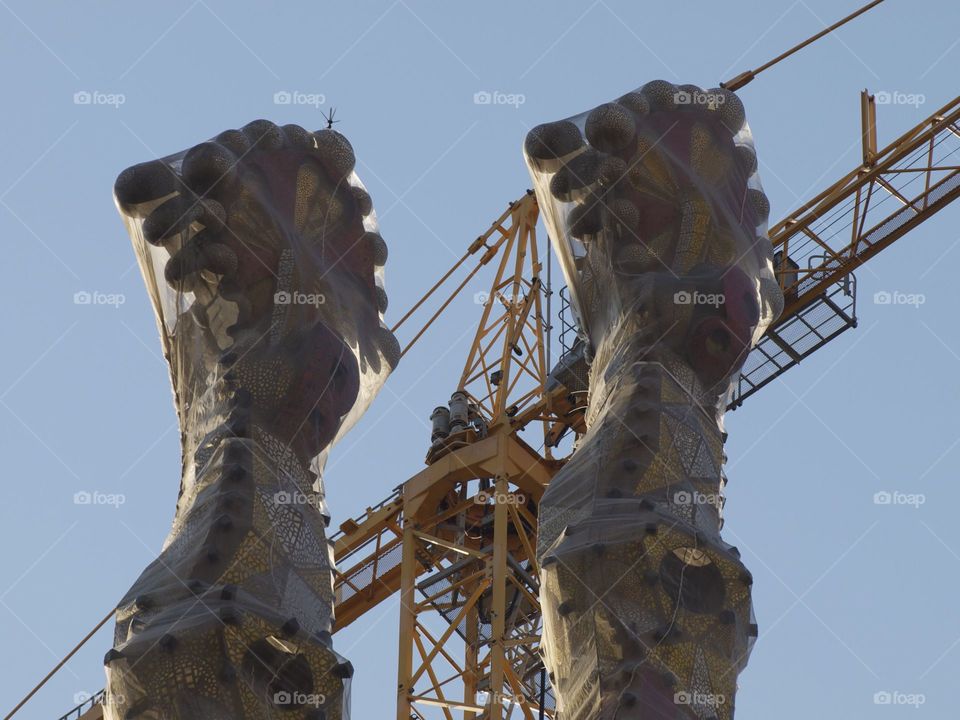 Sagrada Familia. Detalle de las cruces que coronan las torres.