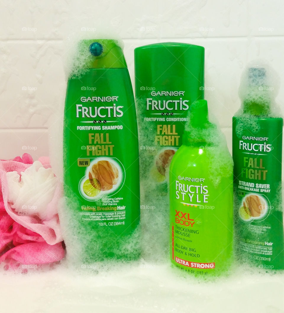 Enjoying a shower with Garnier Fructis products