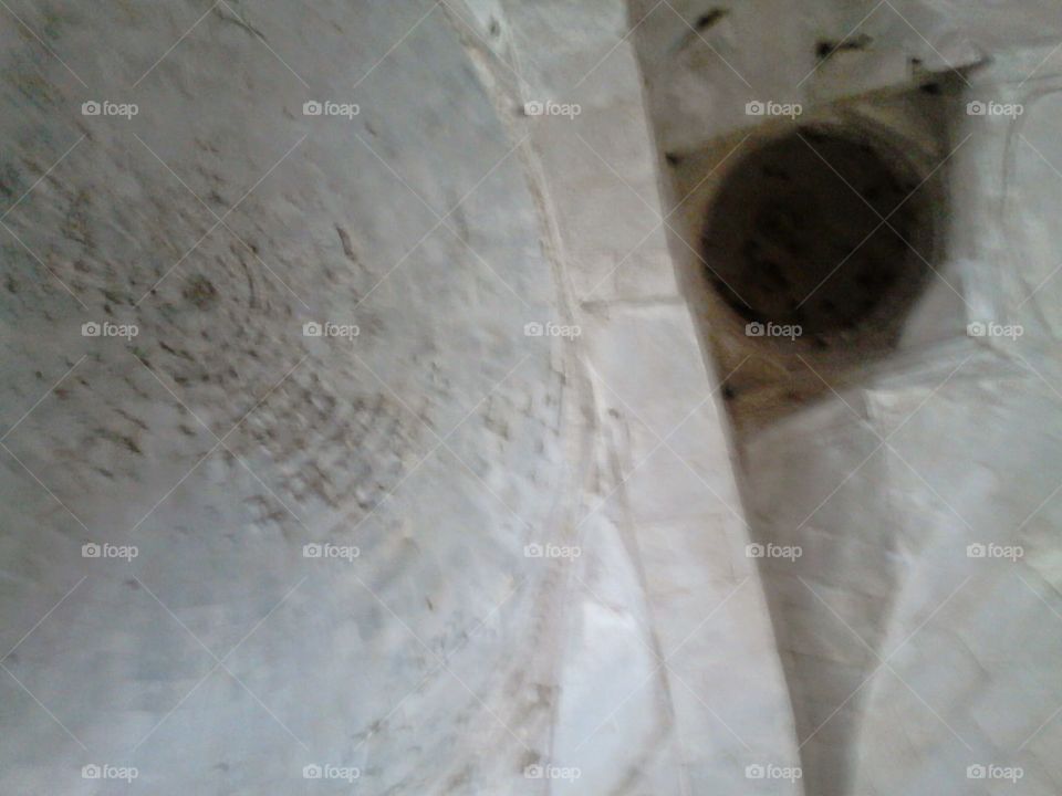 ceiling tomb