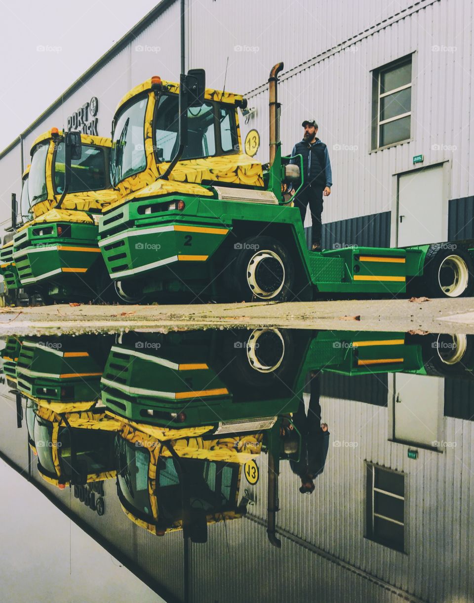 Vehicle, Transportation System, People, Industry, No Person