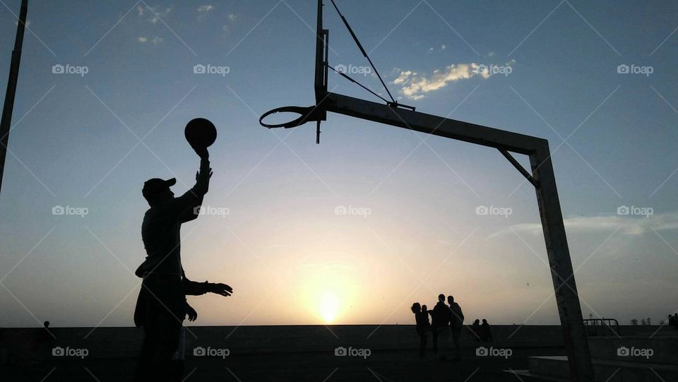 Basketball goal