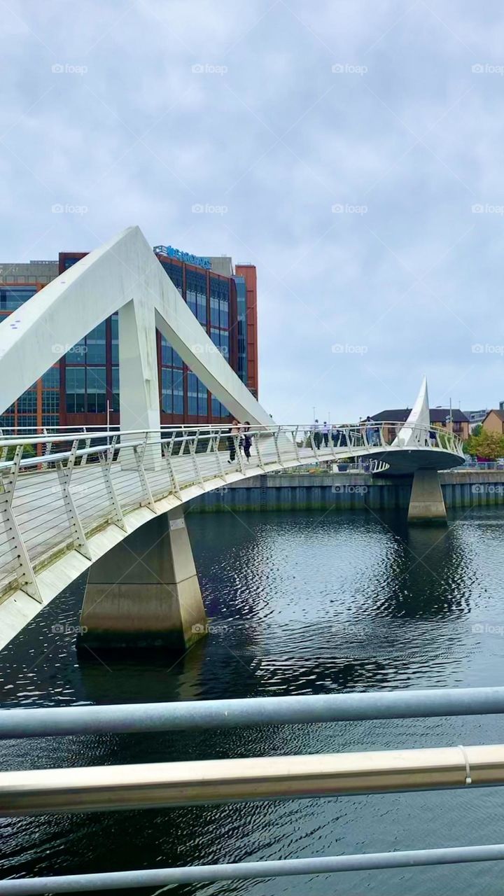 Bridge over the River Clyde in Glasgow