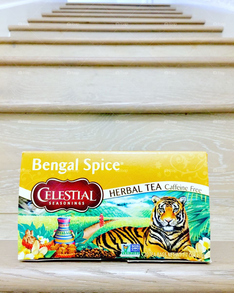 Celestial Seasonings Teas Autumn spice flavors and aromatic scents