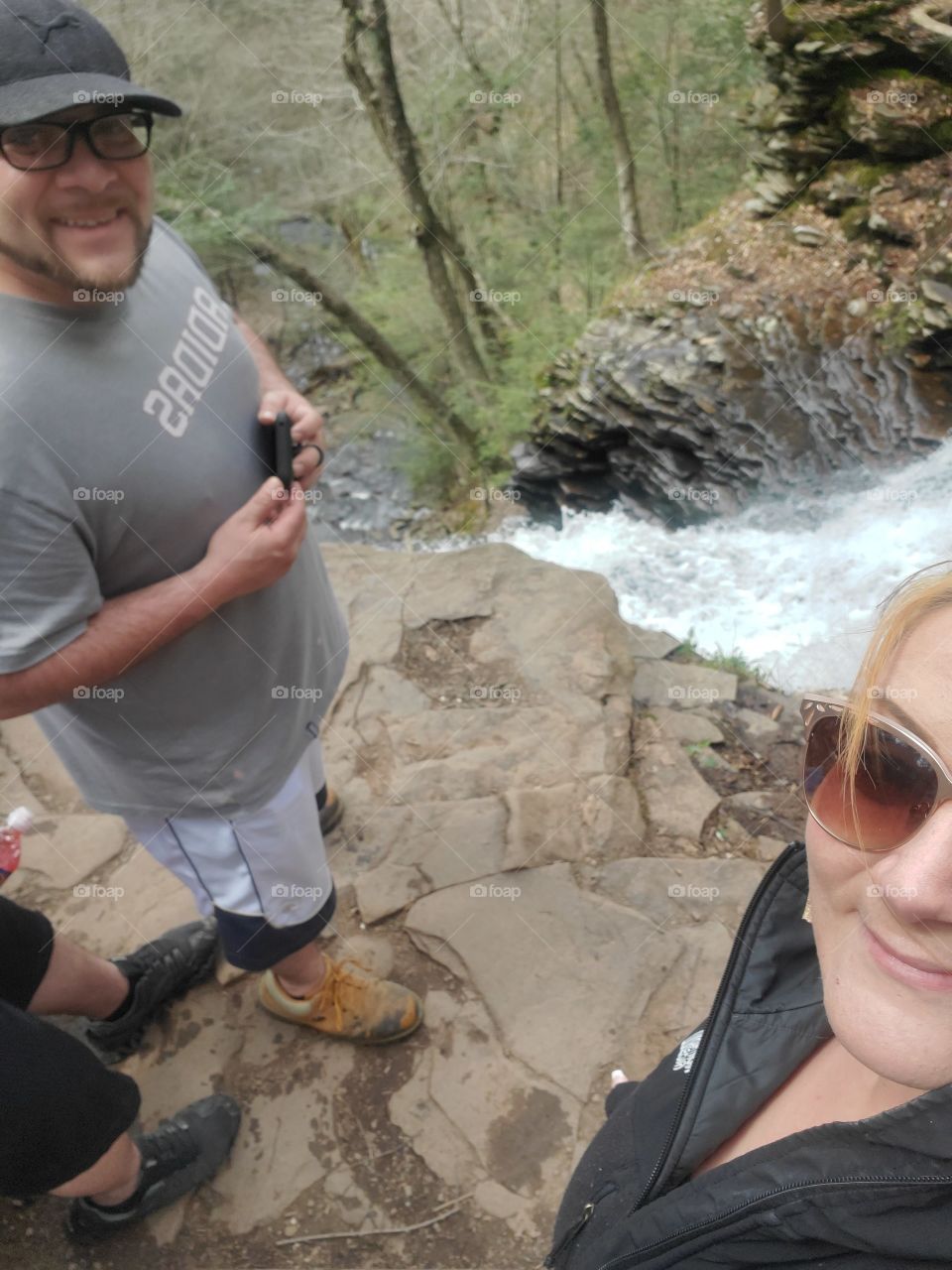 couple hiking wayfaring
waterfall