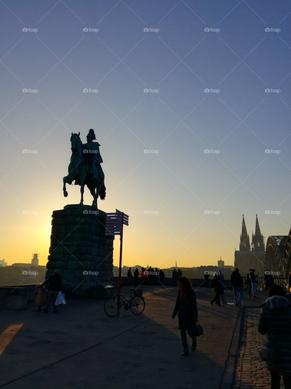 Sunset or sunrise? Cologne, Germany 🇩🇪🌅