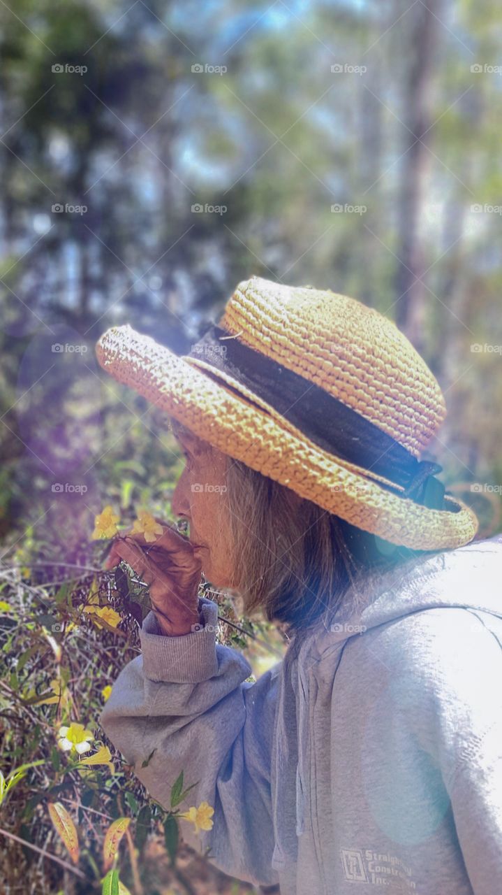 a pause in the garden. take time to smell the flowers