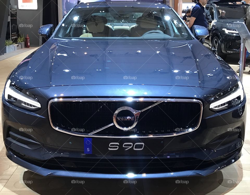 Volvo S90