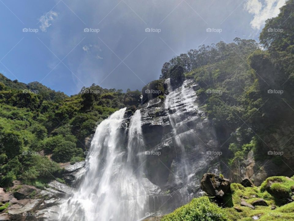 Bomburu Ella Waterfall , Sri Lanka  ❤️