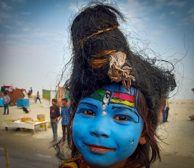 lord shiva costume kids India varanasi ganga ghat
