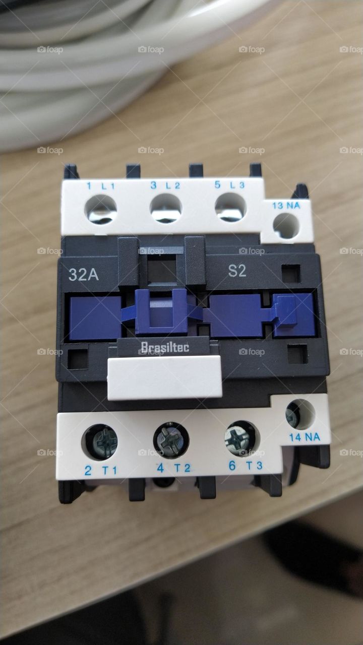 contactor