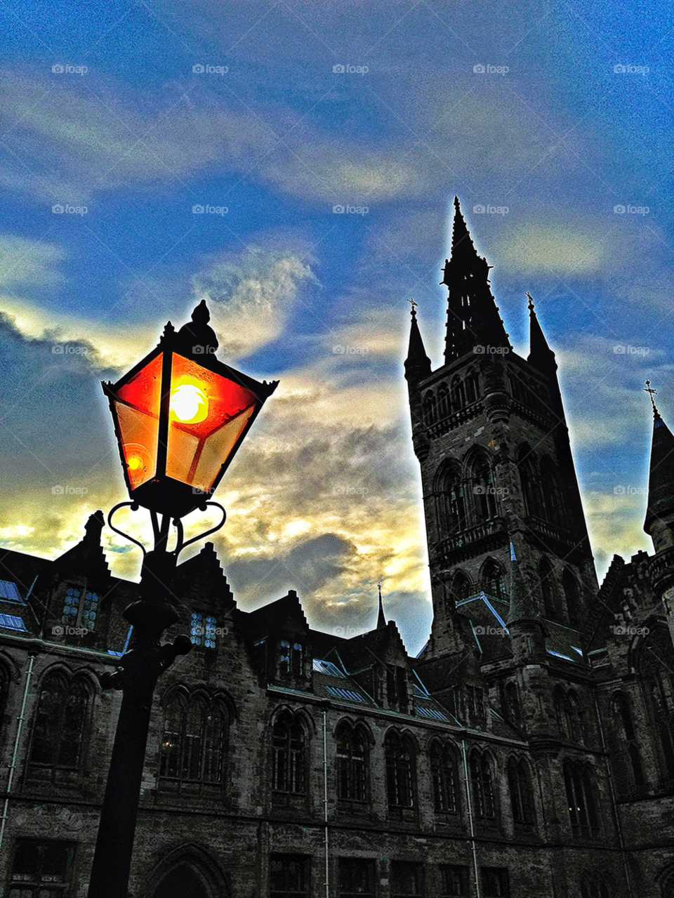 glasgow lamppost dusk university by robinseet