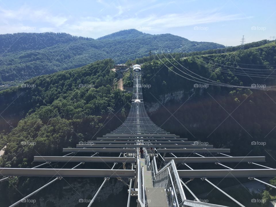 Suspension bridge 