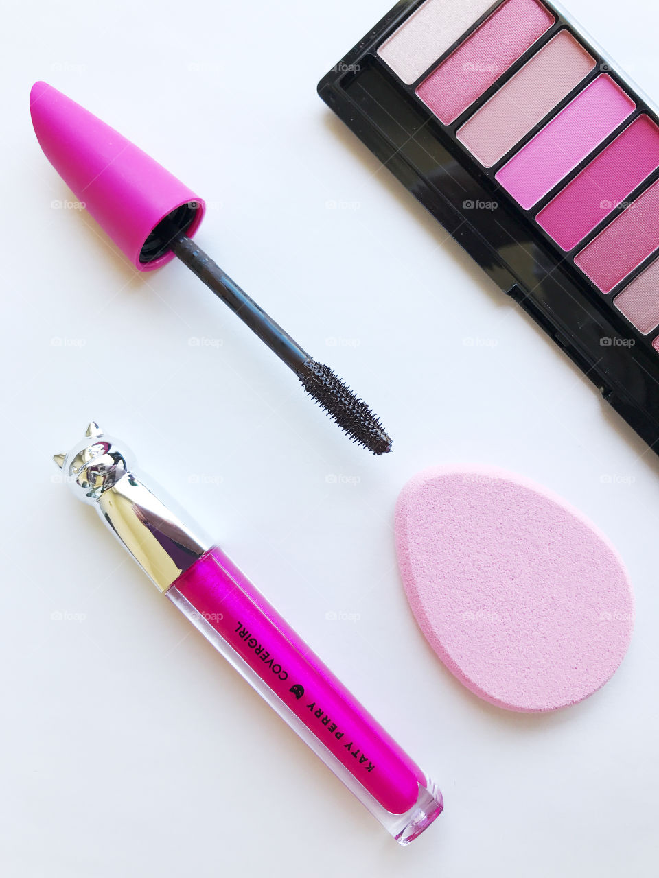 A collection of pretty in pink makeup products for putting on in the morning to look beautiful!