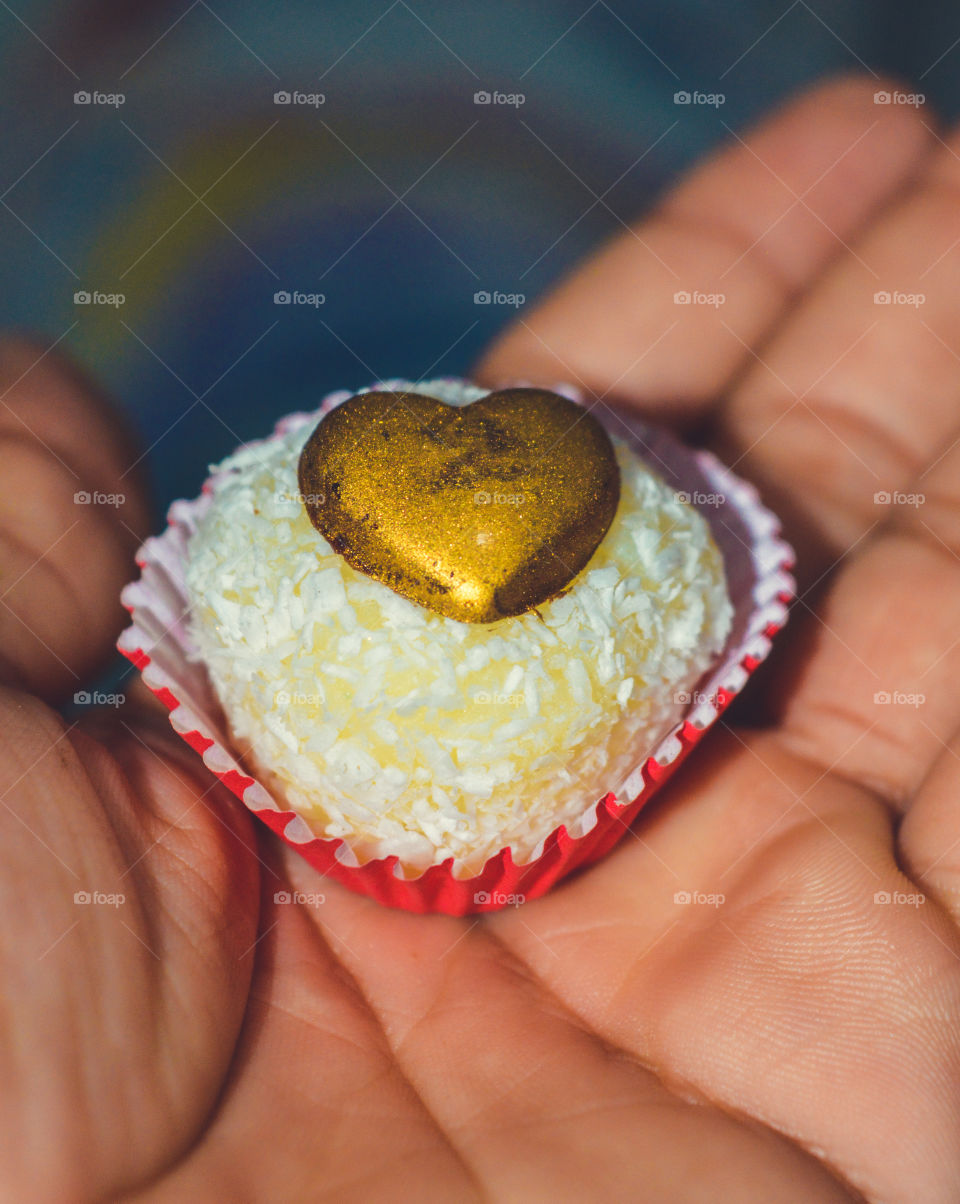 Beijinho or Branquinho is a typically Brazilian sweet served at birthday parties.