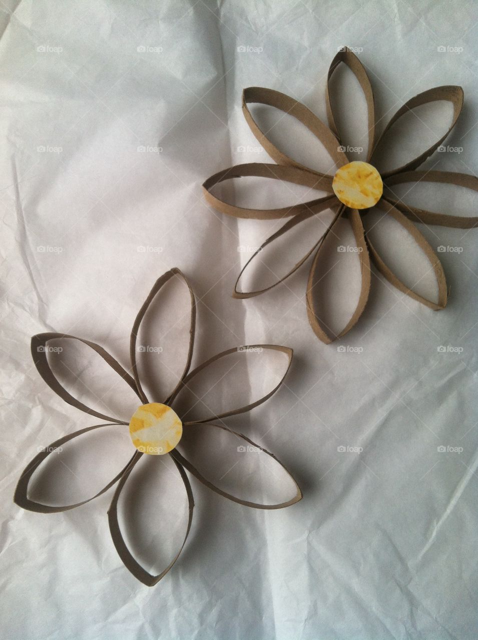 Up cycled daisy decorations