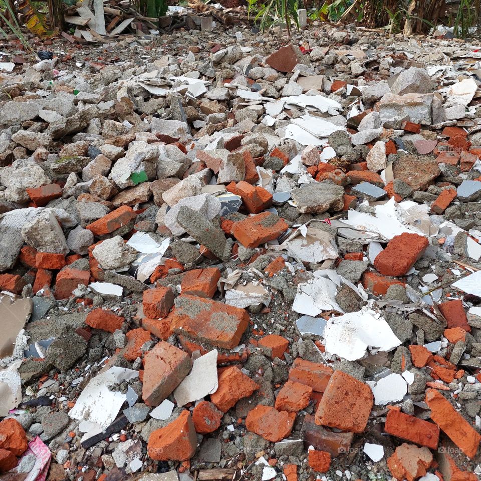 buildings that collapsed in the earthquake