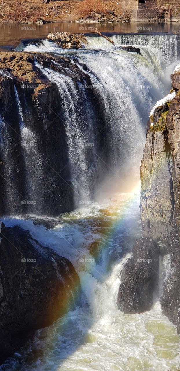 Rainbow at the Paterson Falls.