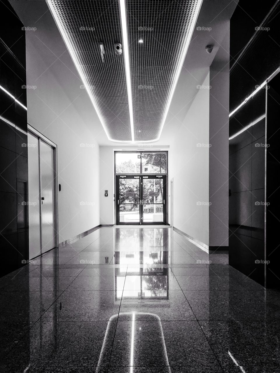 Light, Monochrome, Architecture, Subway System, Hallway