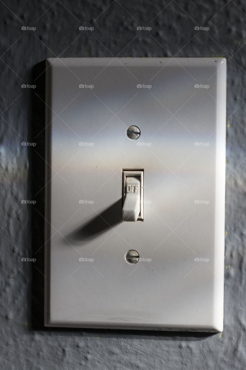 Light switch 