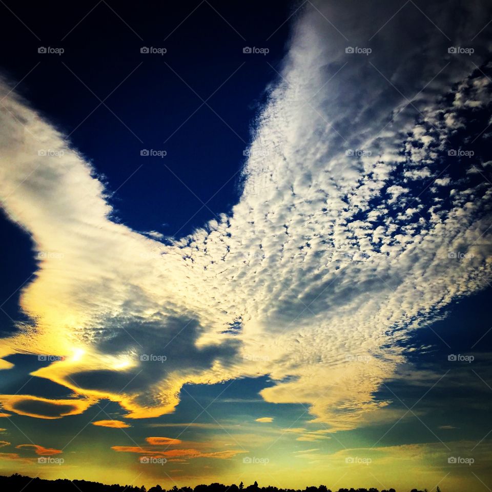 Clouds above Wakefield Lake
