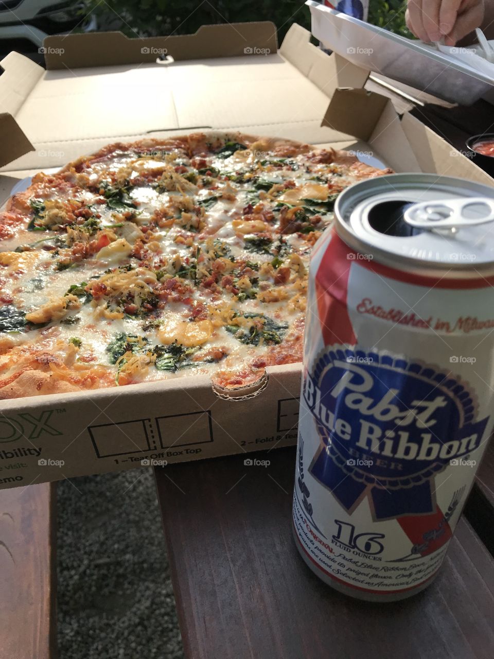 Beer and pizza in door county 