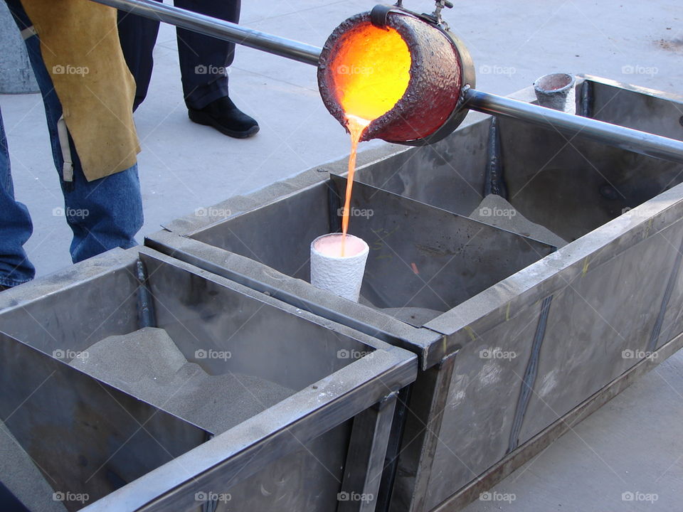 Pouring Bronze at the Mesa Art Center