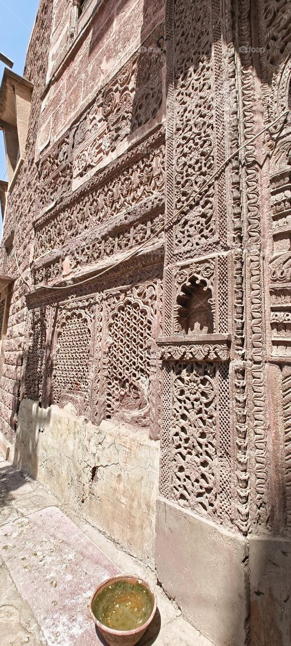 The Indian old walled design!!