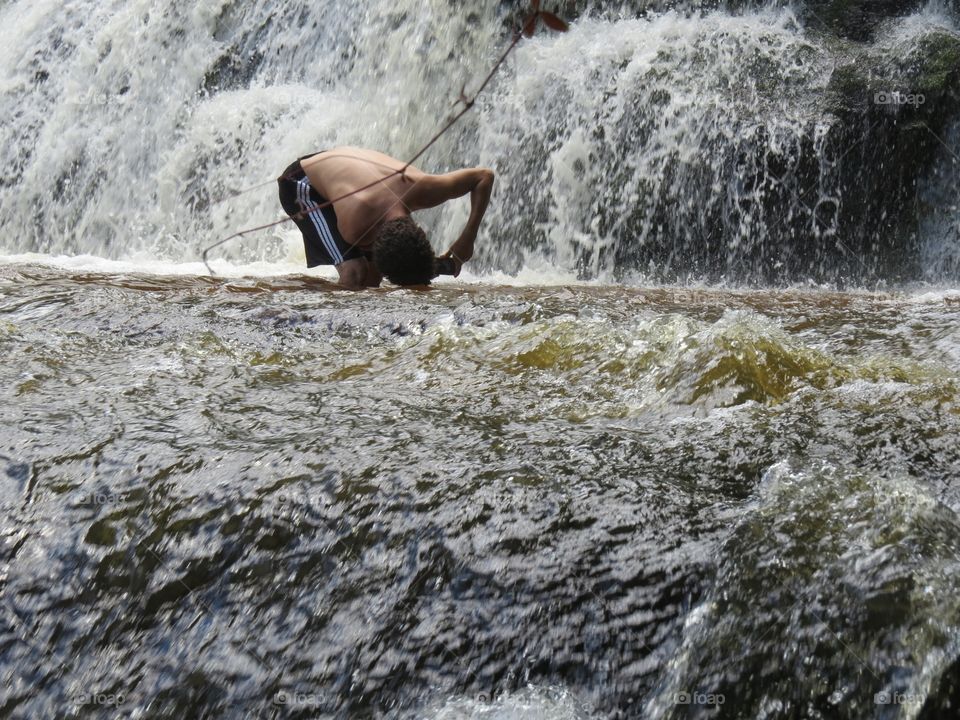 As photographer (even amateur) we take risk to f*ck up with our tools sometimes to create amazing pictures AS THE NEXT ONE >>>>