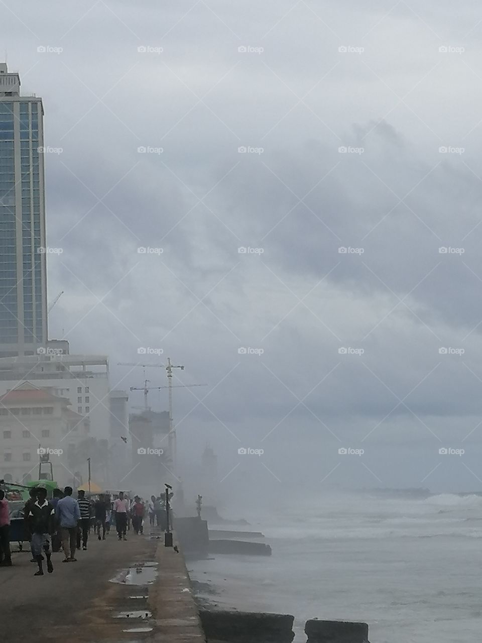 mountlaviniya beach