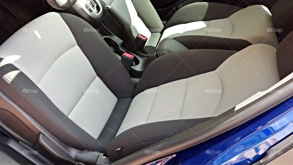Chevy Cruze front seats