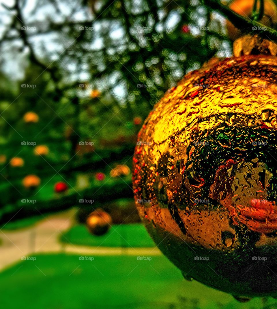 Gold Baubles Christmas Decorations