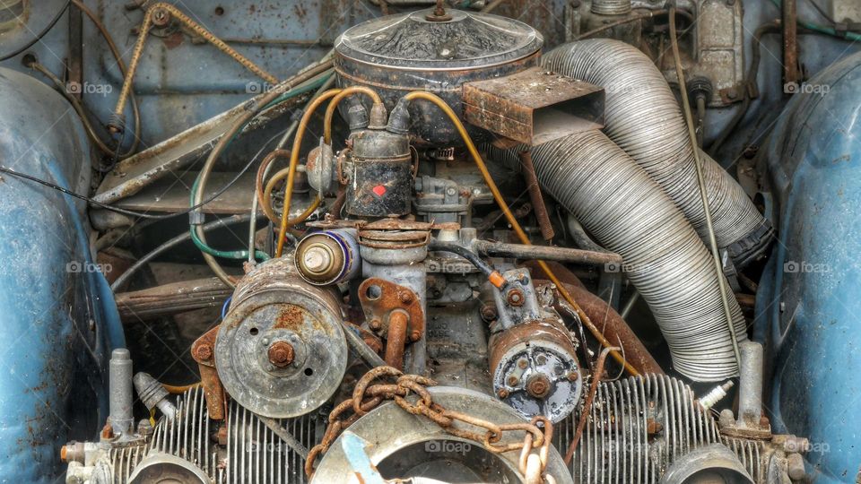 Motor of an old car