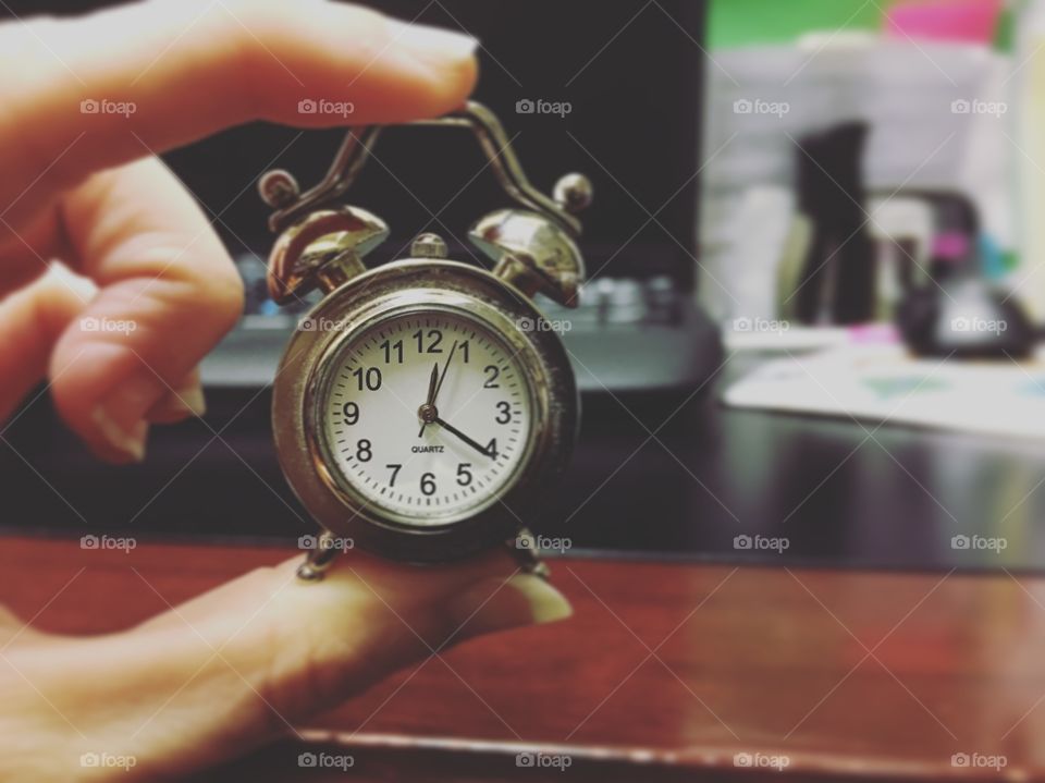 Time is in our hands 