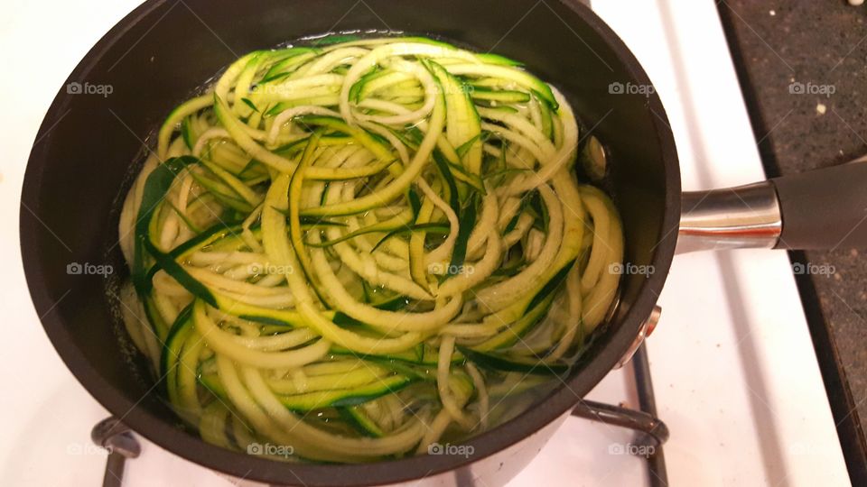 cooking zucchini spaghetti