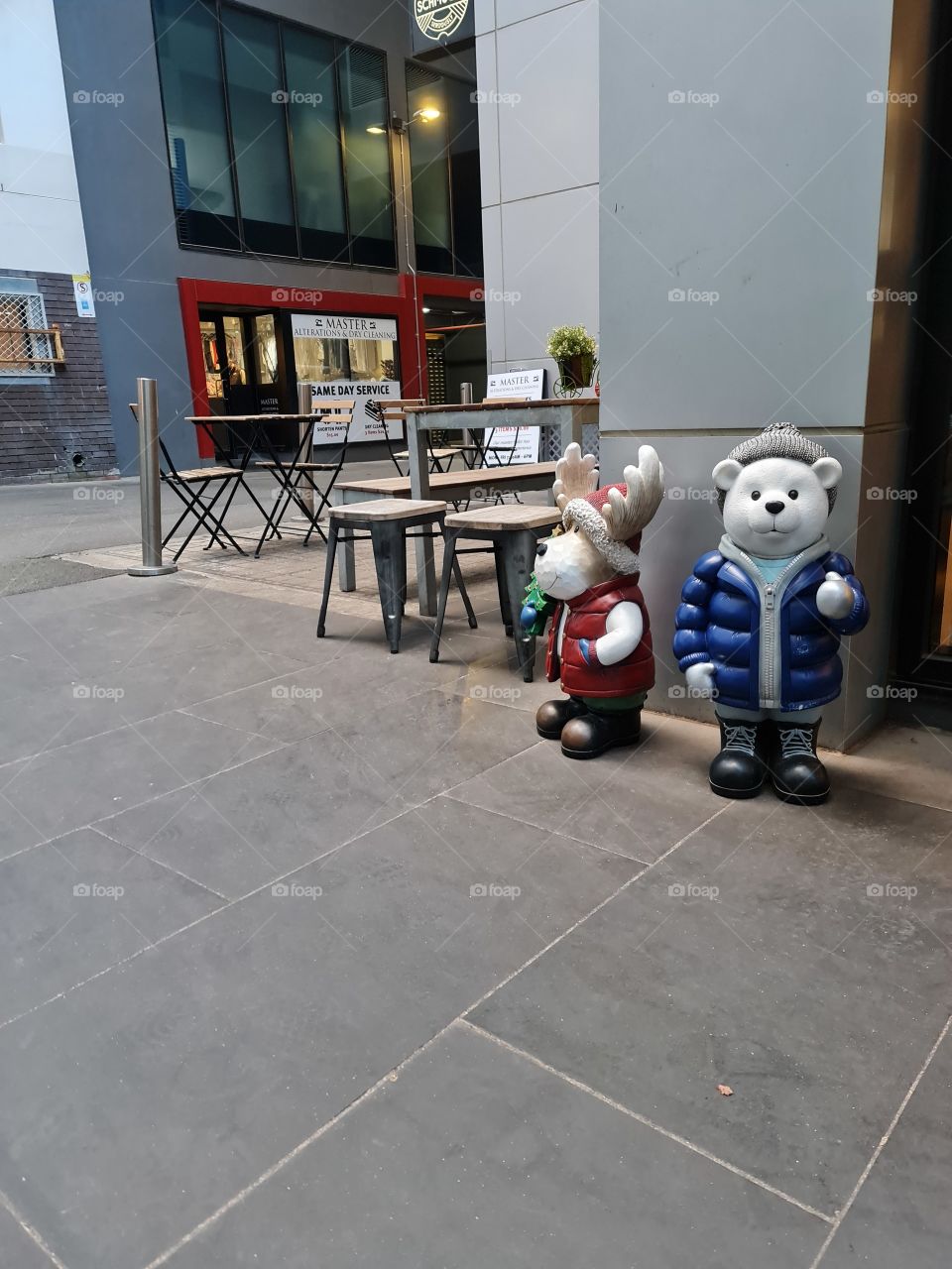 Melbourne CBD Cafe with awesome decorations