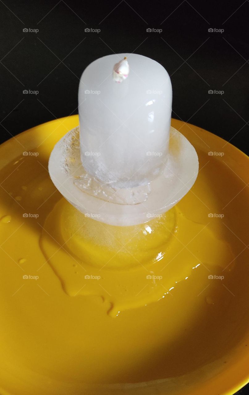 water siva linga image