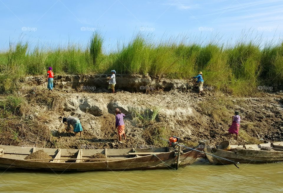 Ayeyarwady River Workers