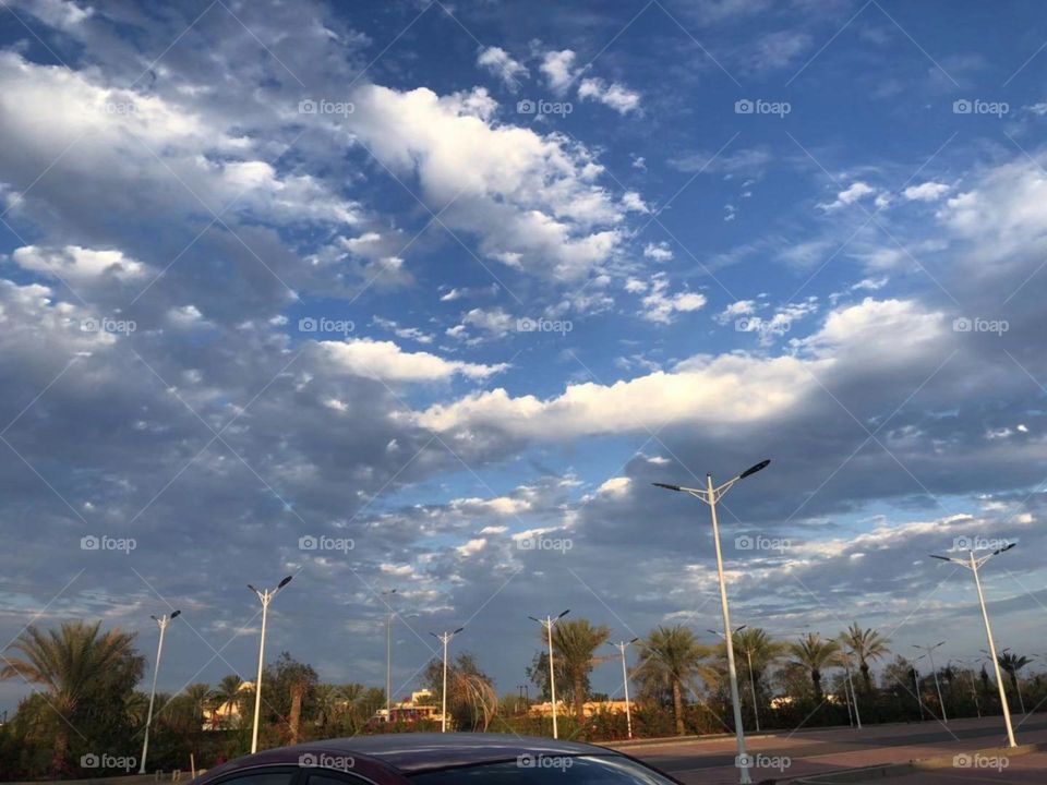 bule sky , cloudy sky