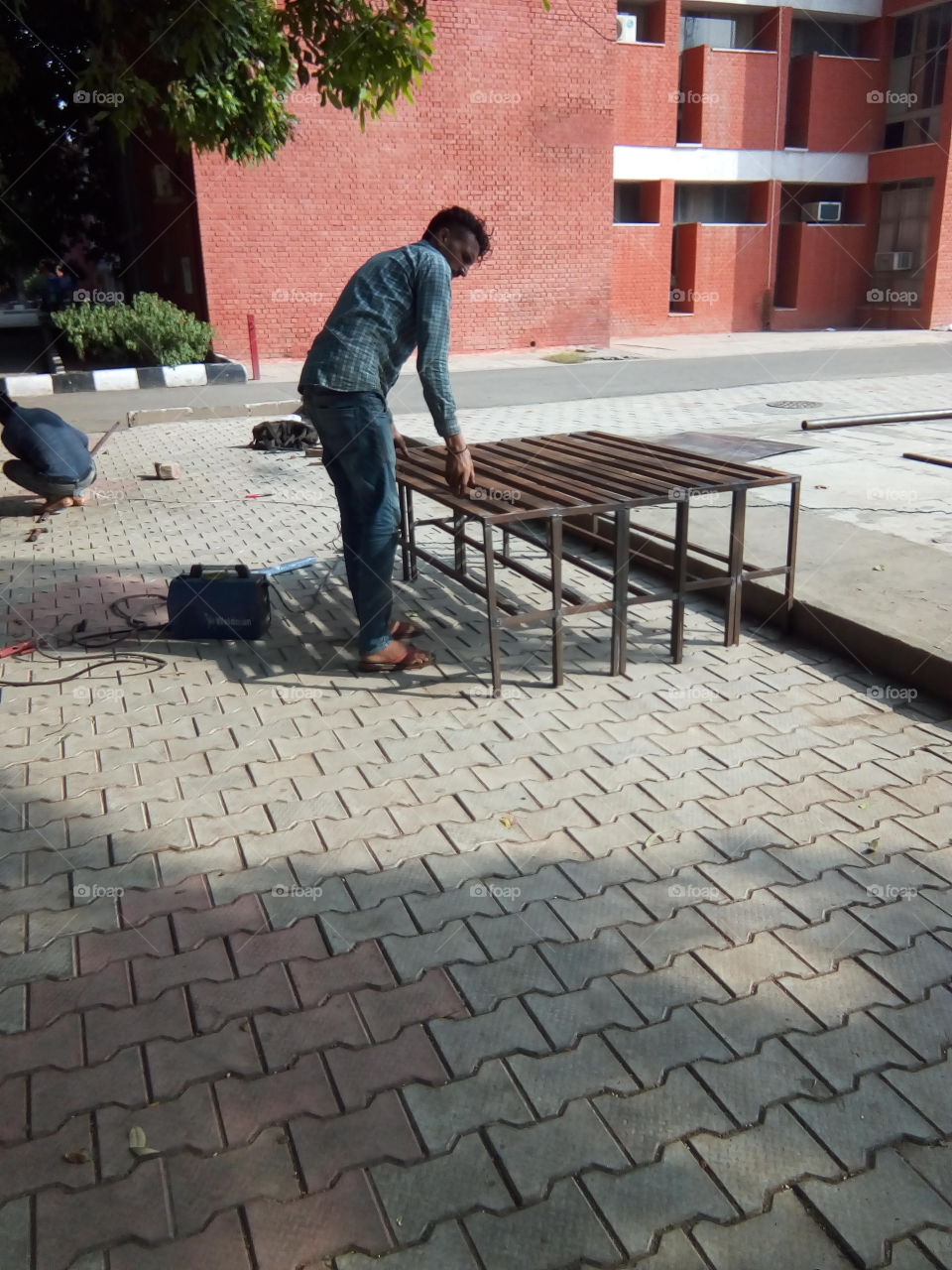 people in small job.