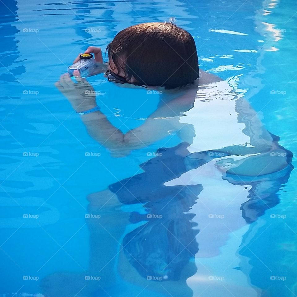 photographing under water