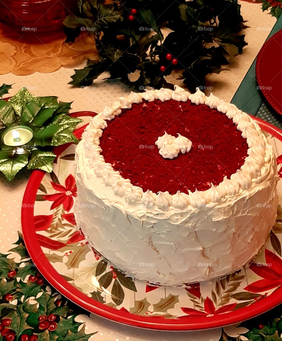 Red Velvet Cake (medium shot)