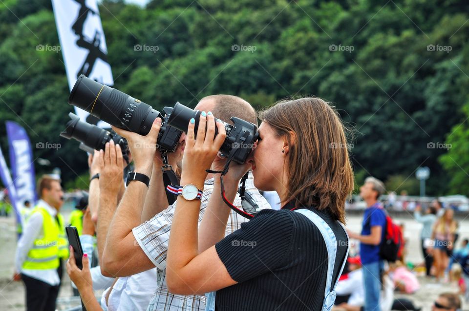 Competition, People, Journalist, Race (Competition), Binoculars