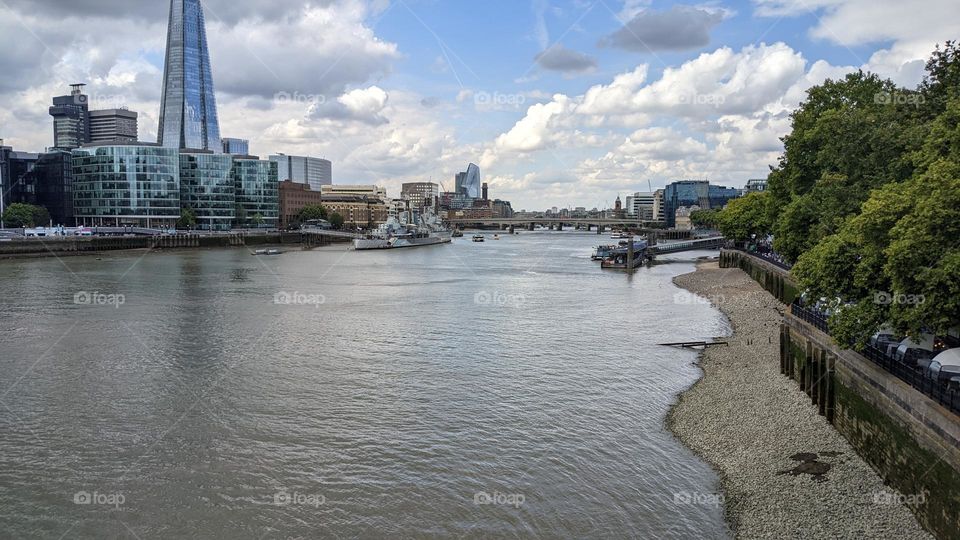 Beautiful, sharp picture near Tower Bridge, London. Took on 31/08/22