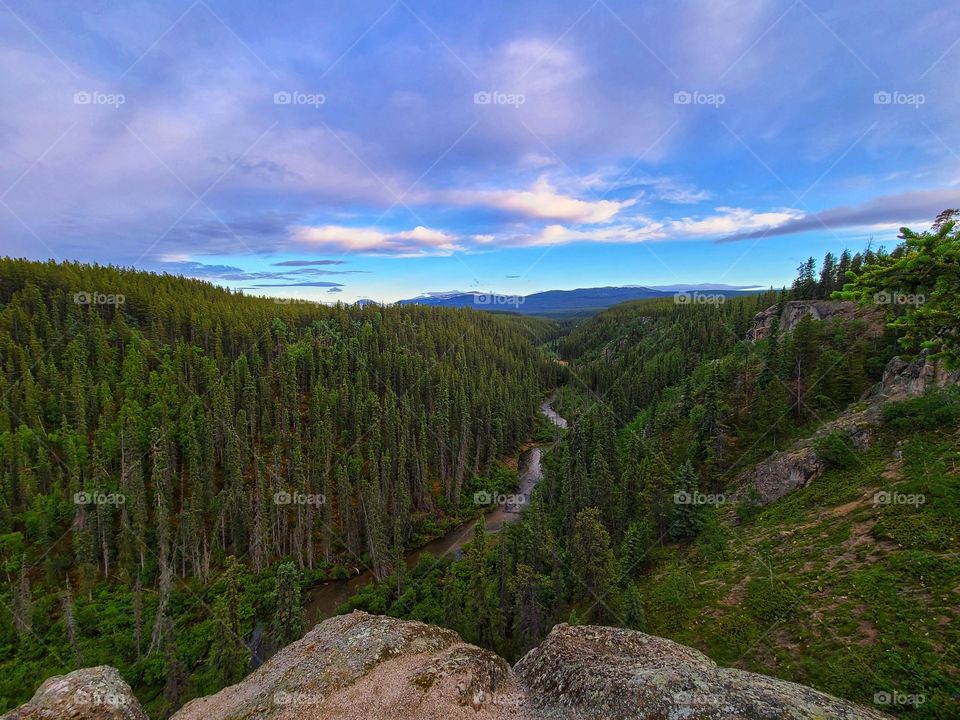 Walking along the riverside cliffs