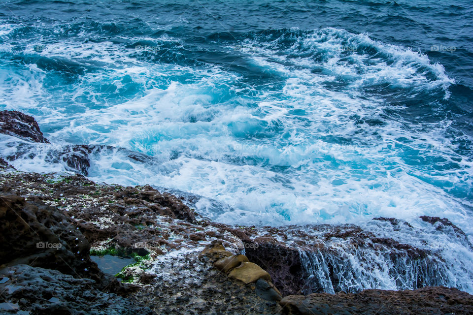 Sea view with beautiful beach waves
