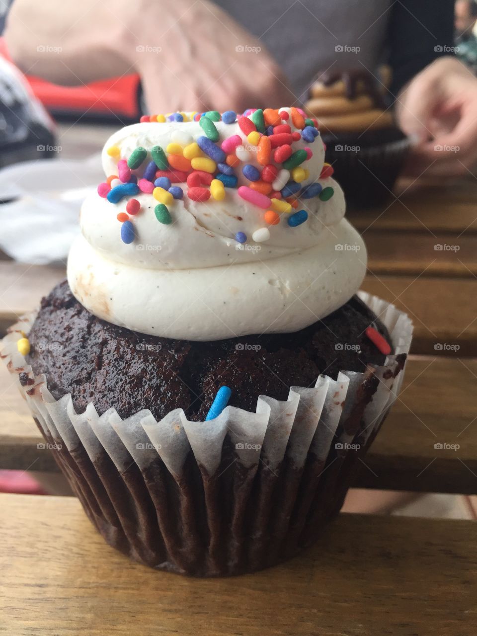 Birthday cake cupcake 