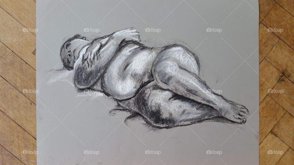 life drawing , life ,drawing , art,arts, artists, artistic, sketch,sketching, work, beautiful, hobby, university, naked, nudes, nude, bare, body, female, plus,size,sized, breast,breasts, skin, sexy, bottom, female, females, ladies, lady, woman, women, girl, girls, art class, teaching, teacher, study, studings, floor