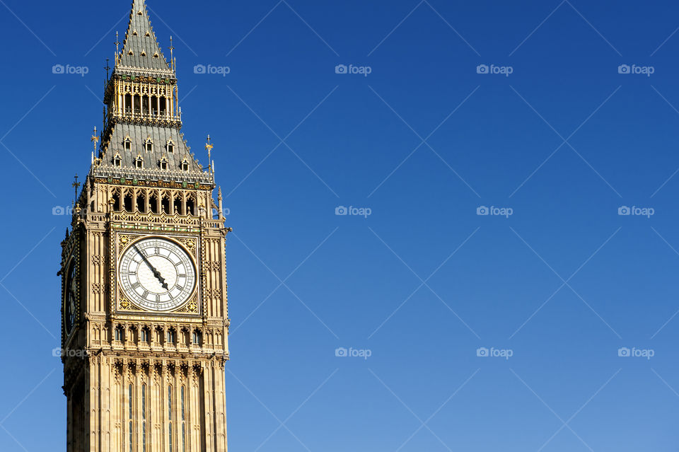 Big Ben with clear blue sky 