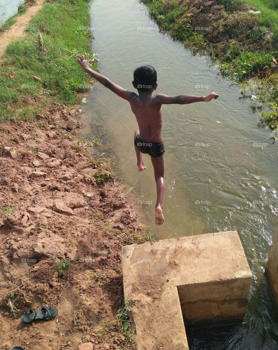 water jumping boy